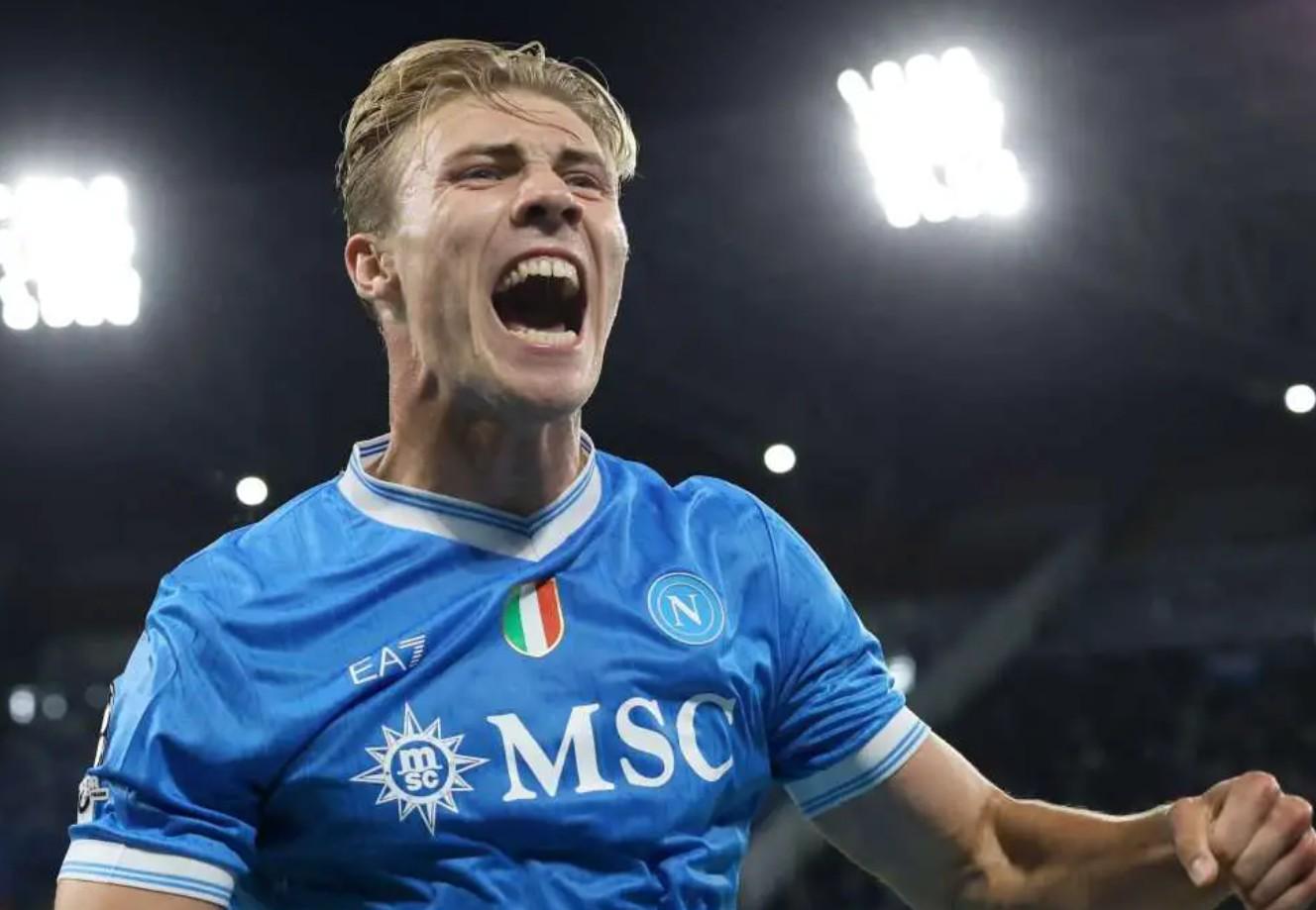 九游游戏-记者：经纪人三年前许诺谢什科会加盟，曼联以为他只是开玩笑