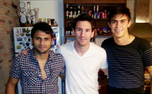 九游互动-巴萨生涯首红 梅西输第37场决赛 同天表弟也染红