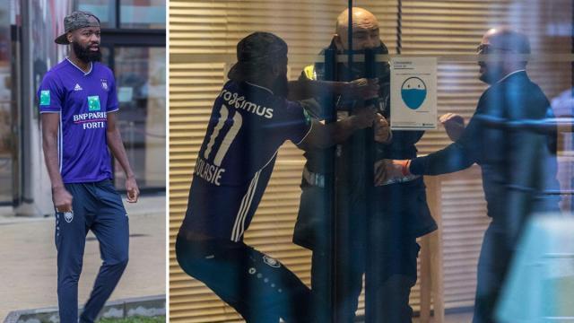 九游互动-【夜读】为求转会穿死敌球衣去训练，太没溜了！