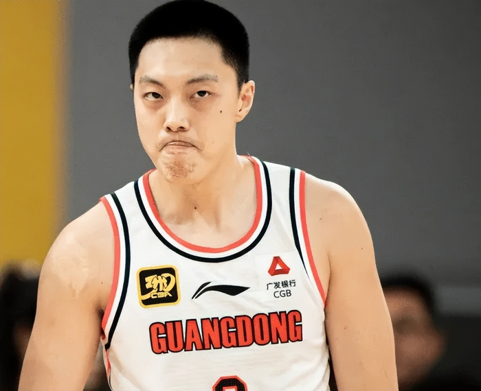 九游官网-广东球迷刷屏杜锋下课！进攻只靠外援，防守到处漏，2将被用废了|辽宁男篮|广东男篮|徐杰|比赛|赛季_新浪体育_新浪新闻